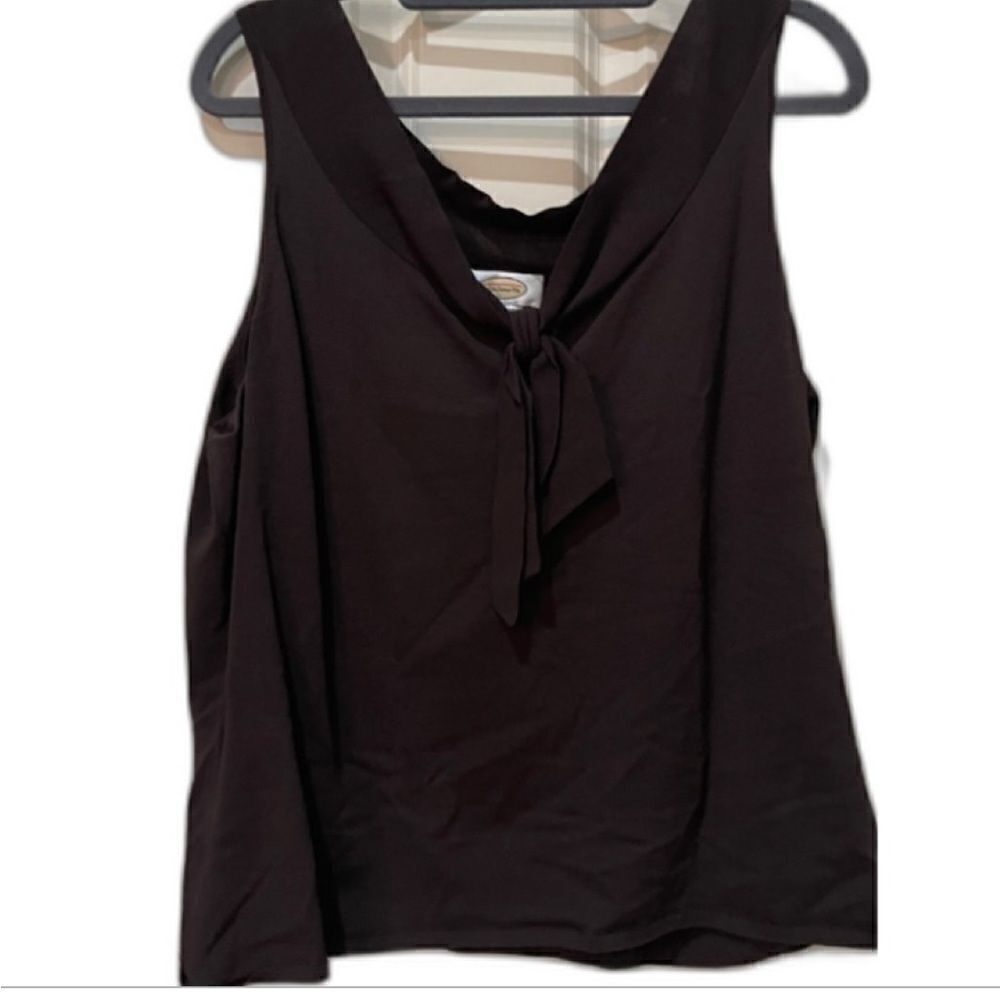 TALBOTS KNIT Tie Neck Blouse!